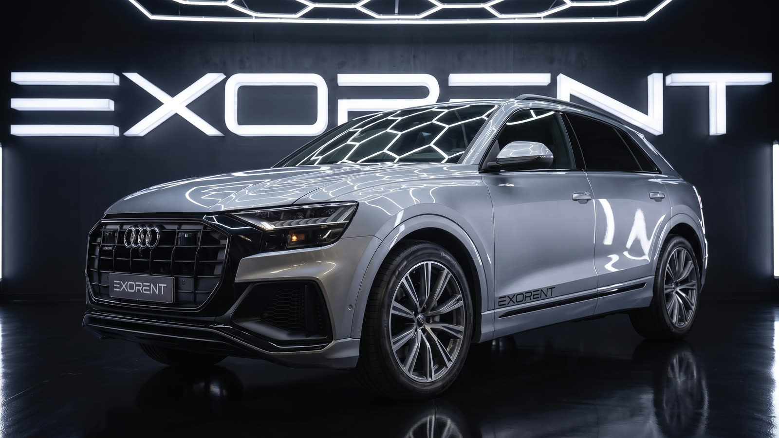 Audi Q8 Silber