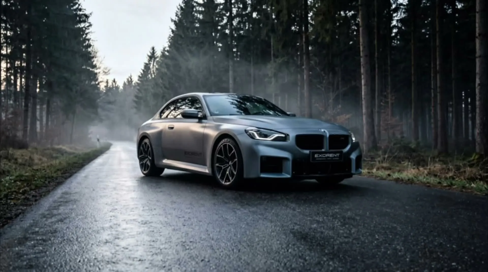 BMW M2 von EXORENT im Schwarzwald – Intro starten